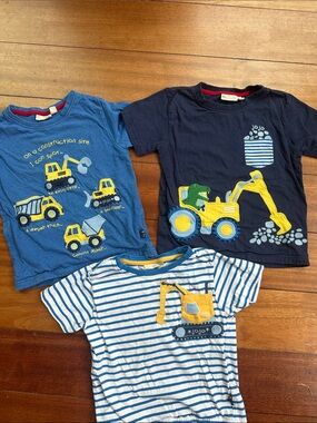 JoJo Maman Bebe Boys Construction Truck Short Sleeve Tees in Blue, Navy, Yellow